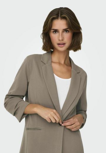 Длинный блейзер