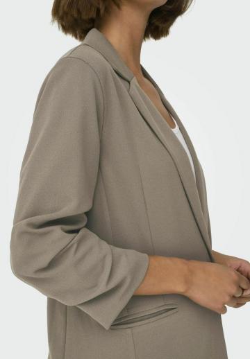 Длинный блейзер