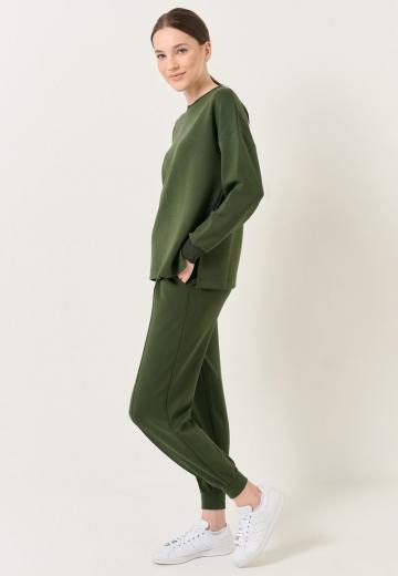 Спортивные штаны