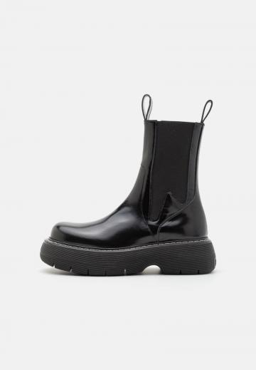 Ботинки челси