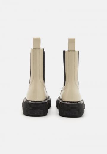 Ботинки челси