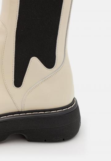 Ботинки челси