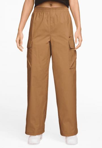 Брюки с накладными карманами