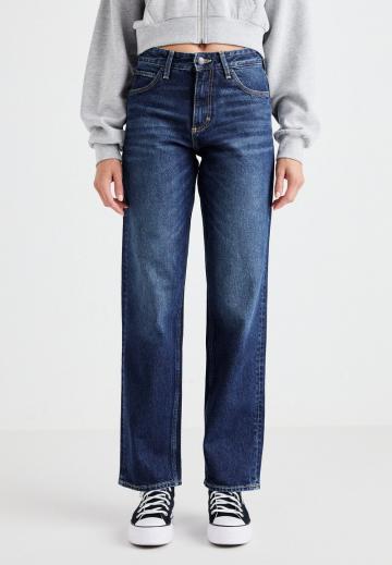 Свободные джинсы
