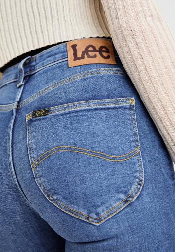 Узкие джинсы