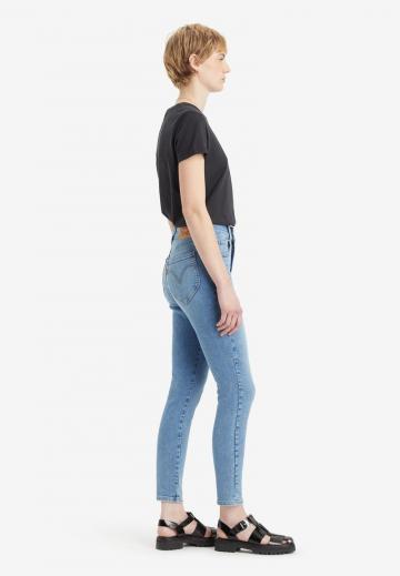 Узкие джинсы