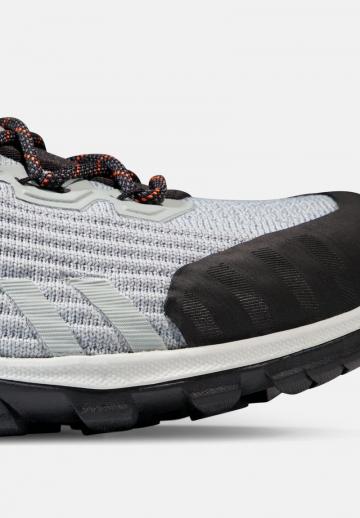 Походные ботинки