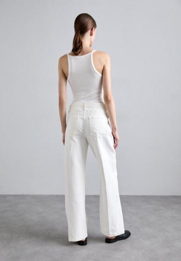 Джинсы бойфренда