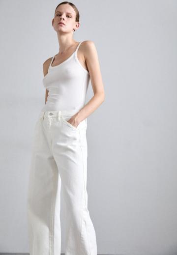 Джинсы бойфренда