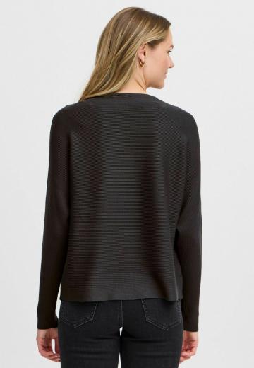 Длинный пуловер