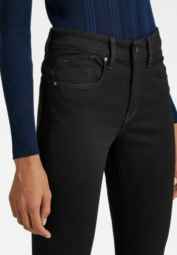 Узкие джинсы