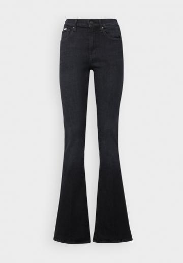 Клешеные брюки