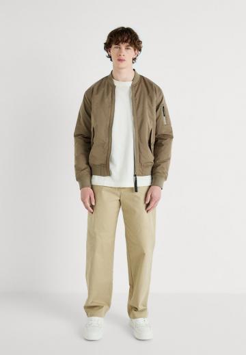 Костюмные брюки