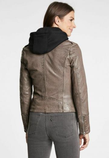 Короткая куртка