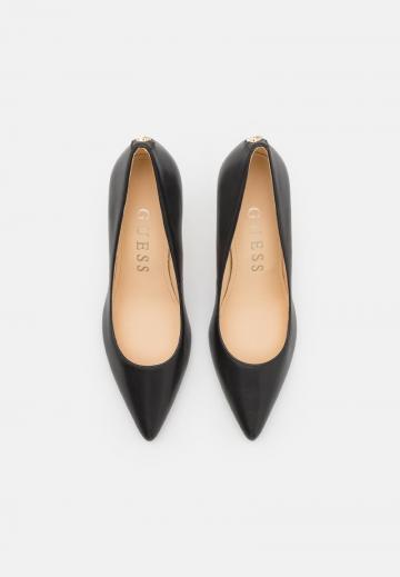 Туфли на высоком каблуке