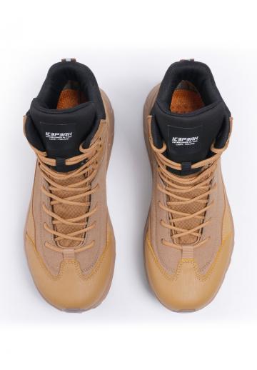 Походные ботинки