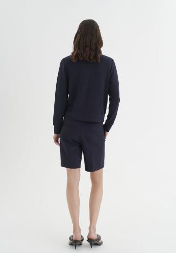 Куртка с накладнымит карманами