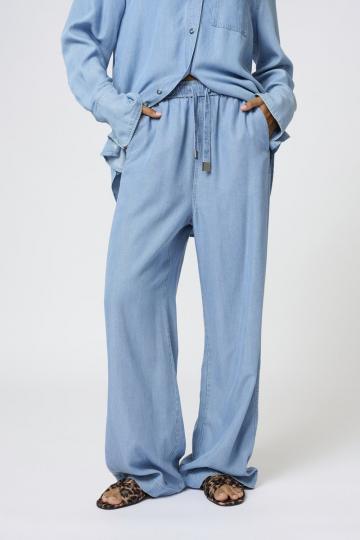 Широкие брюки