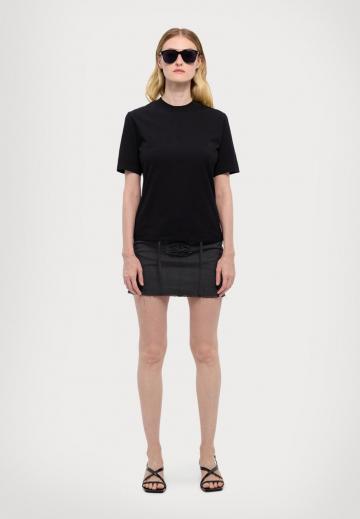 Юбка с накладными карманами