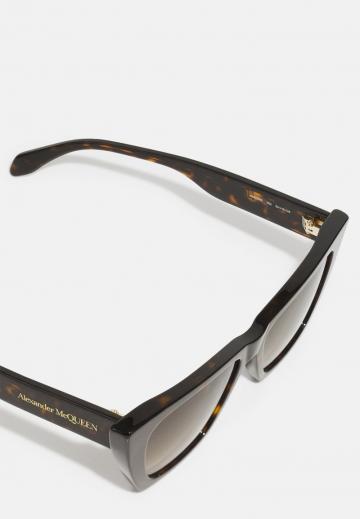 Солнечные очки