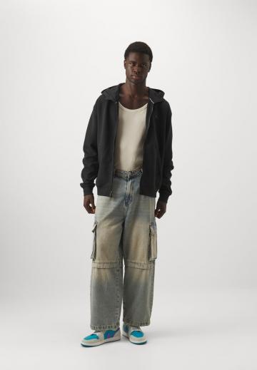 Спортивная кофта