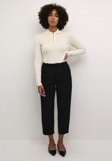 Пуловер с воротником поло