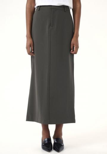 Юбка с накладными карманами