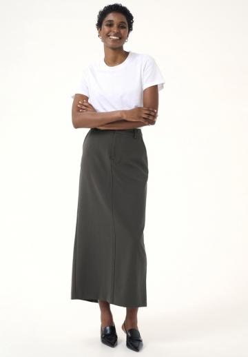 Юбка с накладными карманами