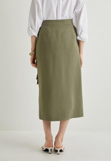 Юбка с накладными карманами