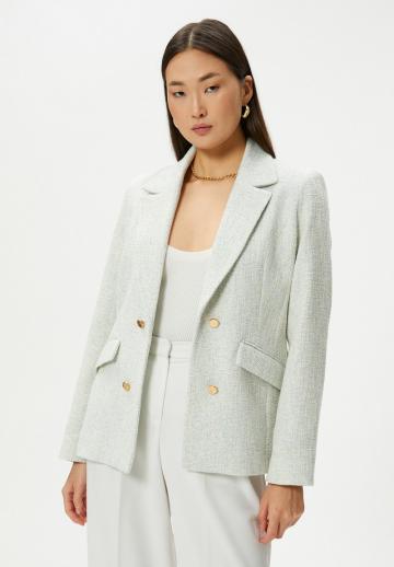 Блейзер с накладными карманами