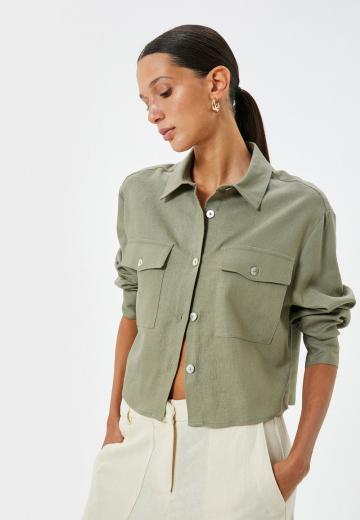 Блейзер с накладными карманами