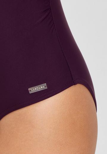 Слитный купальник