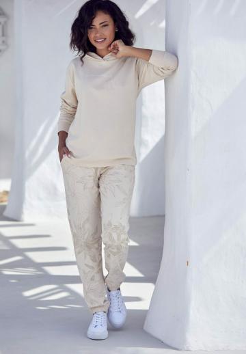 Пуловер с капюшоном