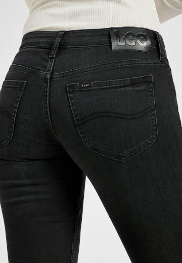 Клешеные брюки