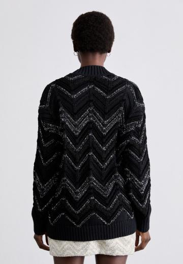 Жаккардовая вязаная кофта