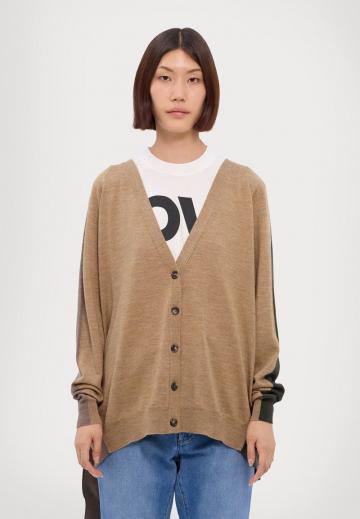 Длинный жилет