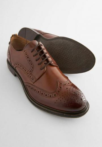 Ботинки на шнуровке