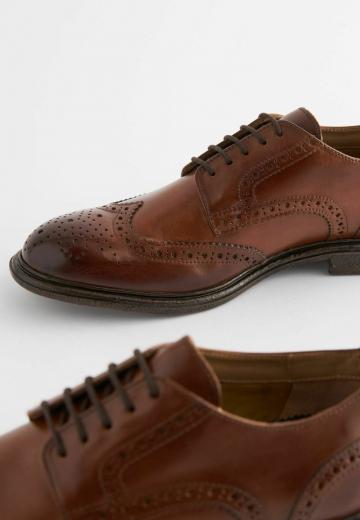 Ботинки на шнуровке