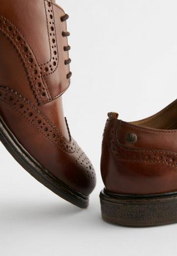 Ботинки на шнуровке