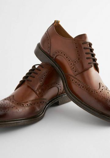 Ботинки на шнуровке