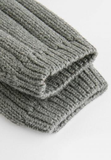 Вязаная кофта