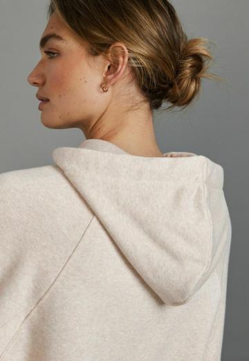 Пуловер с капюшоном