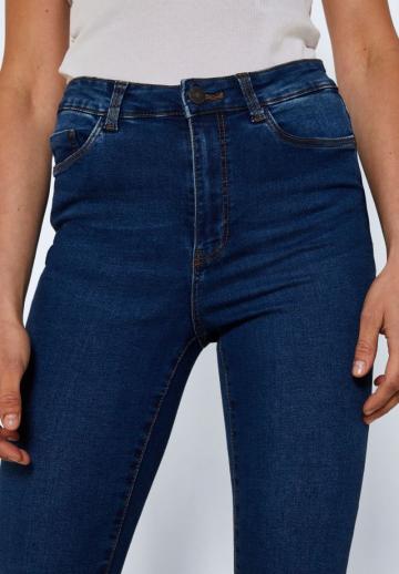 Клешеные брюки