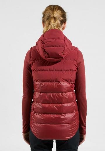 Пуховой жилет