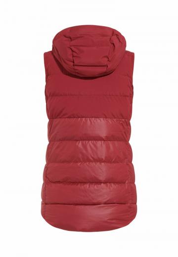 Пуховой жилет