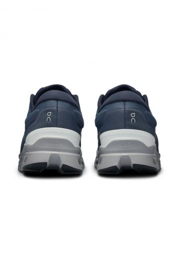 Беговые кроссовки