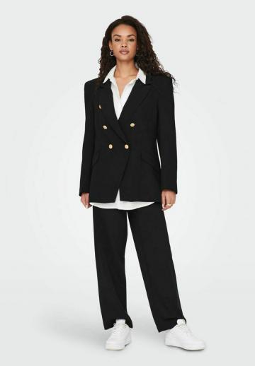 Блейзер с накладными карманами