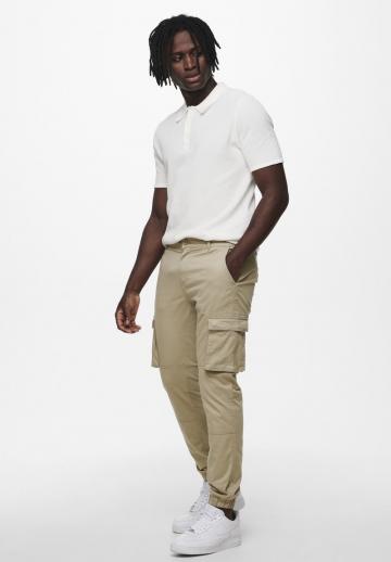 Брюки с накладными карманами