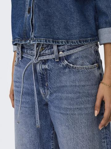 Прямые джинсы