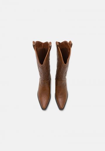 Ковбойские сапоги